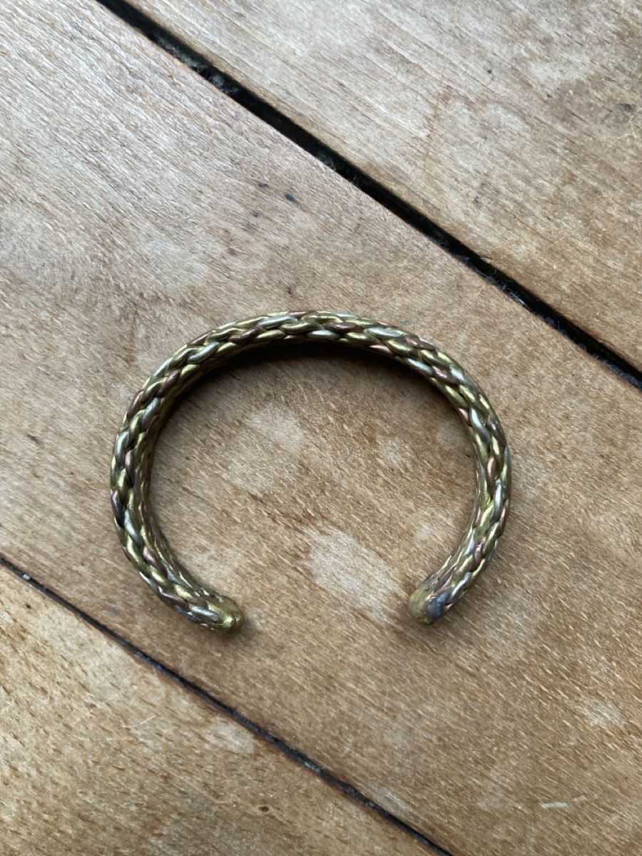 Bracciali & Braccialetti: Armreif Metall geflochten – Usato da Luzern venduto da nisssa