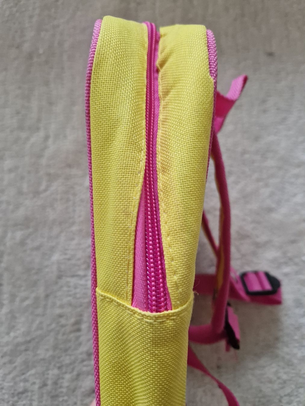 Kindertaschen: Rucksack von Micro, Kinderrucksack, innwendig isoliert – Neu (gemäss Beschreibung) aus Arlesheim von Vera6 3