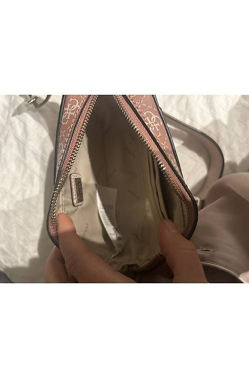 Guess Borse da donna: Guesstasche – Nuovo (secondo la descrizione) da St. Gallen venduto da jil_jt95 1
