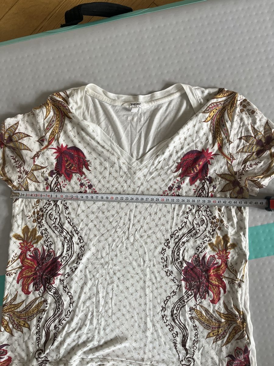 Desigual T-Shirts: Desigual Shirt, S/M – Gebraucht aus Solothurn von Bobesch08 4