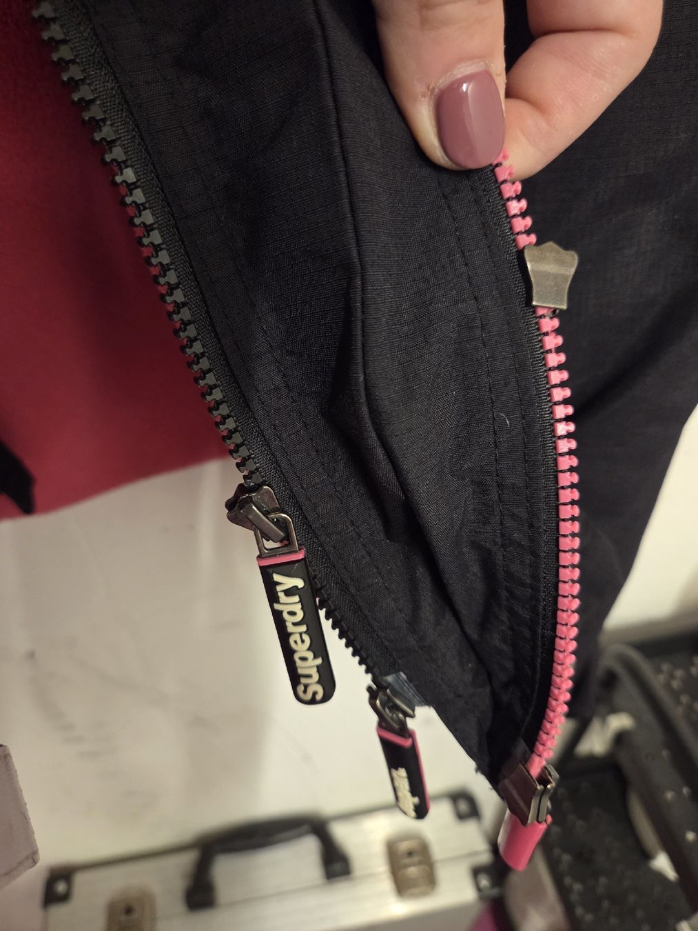 Superdry Giacche: Superdry Windcheater Jacke schwarz gebraucht – Usato da Subingen venduto da DENDLE20 2