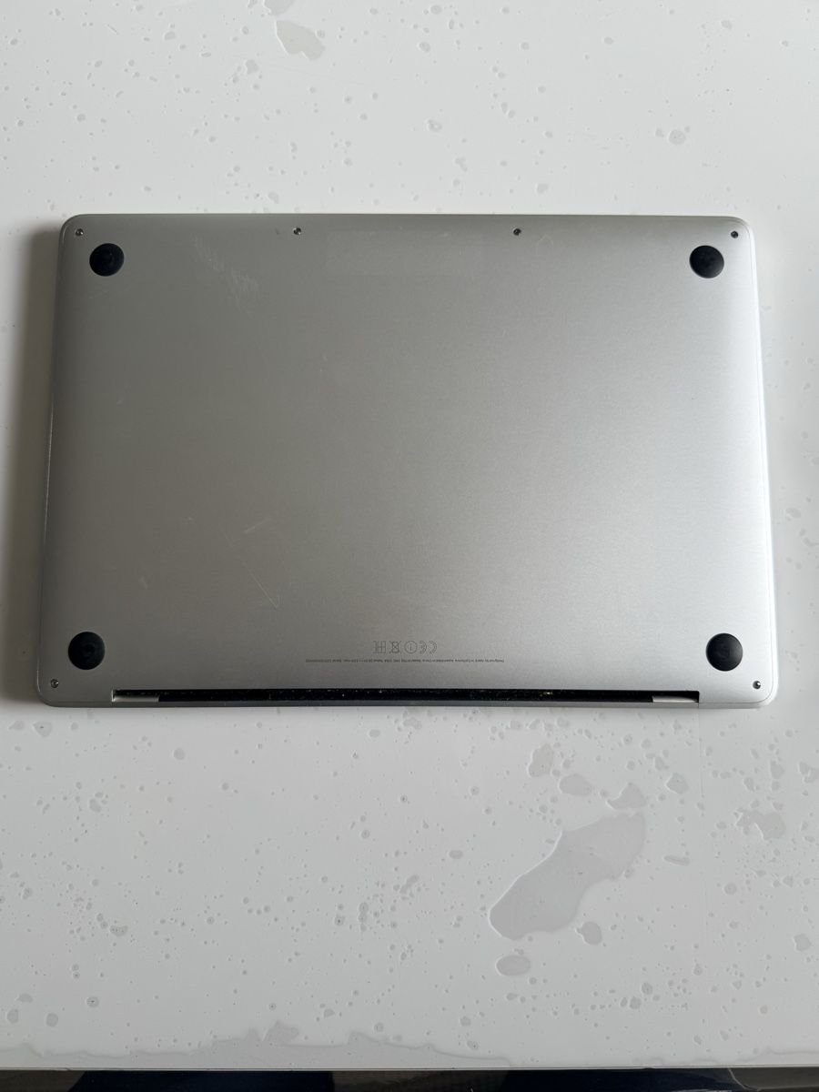 Apple PC: MacBook Pro 2017, en très bon état  – Usato da La Chaux-de-Fonds venduto da hed_27yb 1