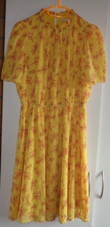 Mint & Berry Kleid gelb floral Gr. M/L