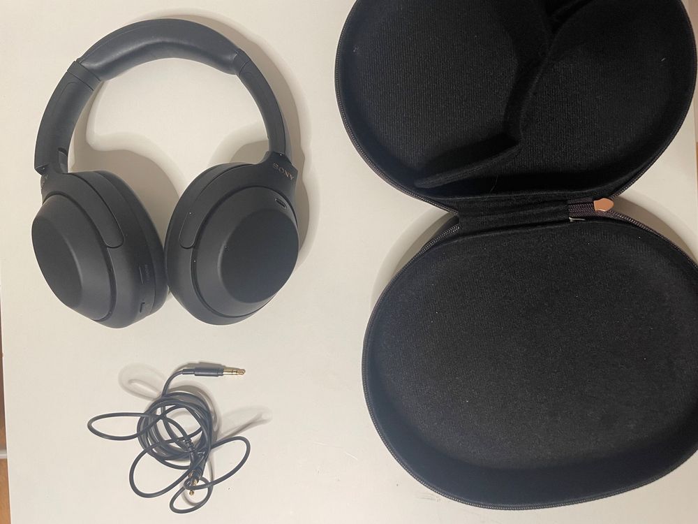 Silikon Hülle Für Sony WF-1000XM4 Case - Mit Karabiner, Schwarz, Front-LED Sichtbar, Kabelloses Laden Möglich