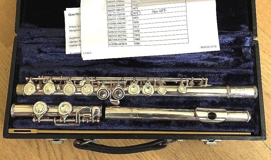 Strumenti musicali: " Querflöte Artley Symhony,Hals Silver " – Usato da Villnachern venduto da focusride