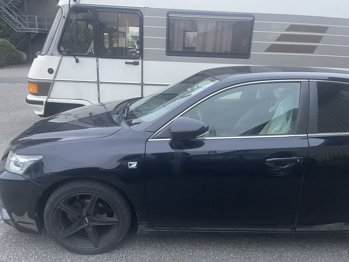 Lexus Automobili: Lexus CT200H – Difettoso da Unterentfelden venduto da StuntmanDave 1