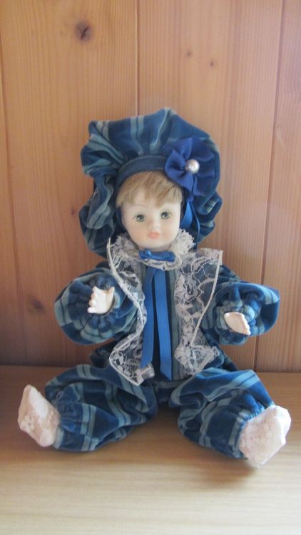 Poupée Miniature Garçon Marin Blond En Porcelaine 1/12 Pour Maison De Poupée Ou Vitrine - Modèle S14