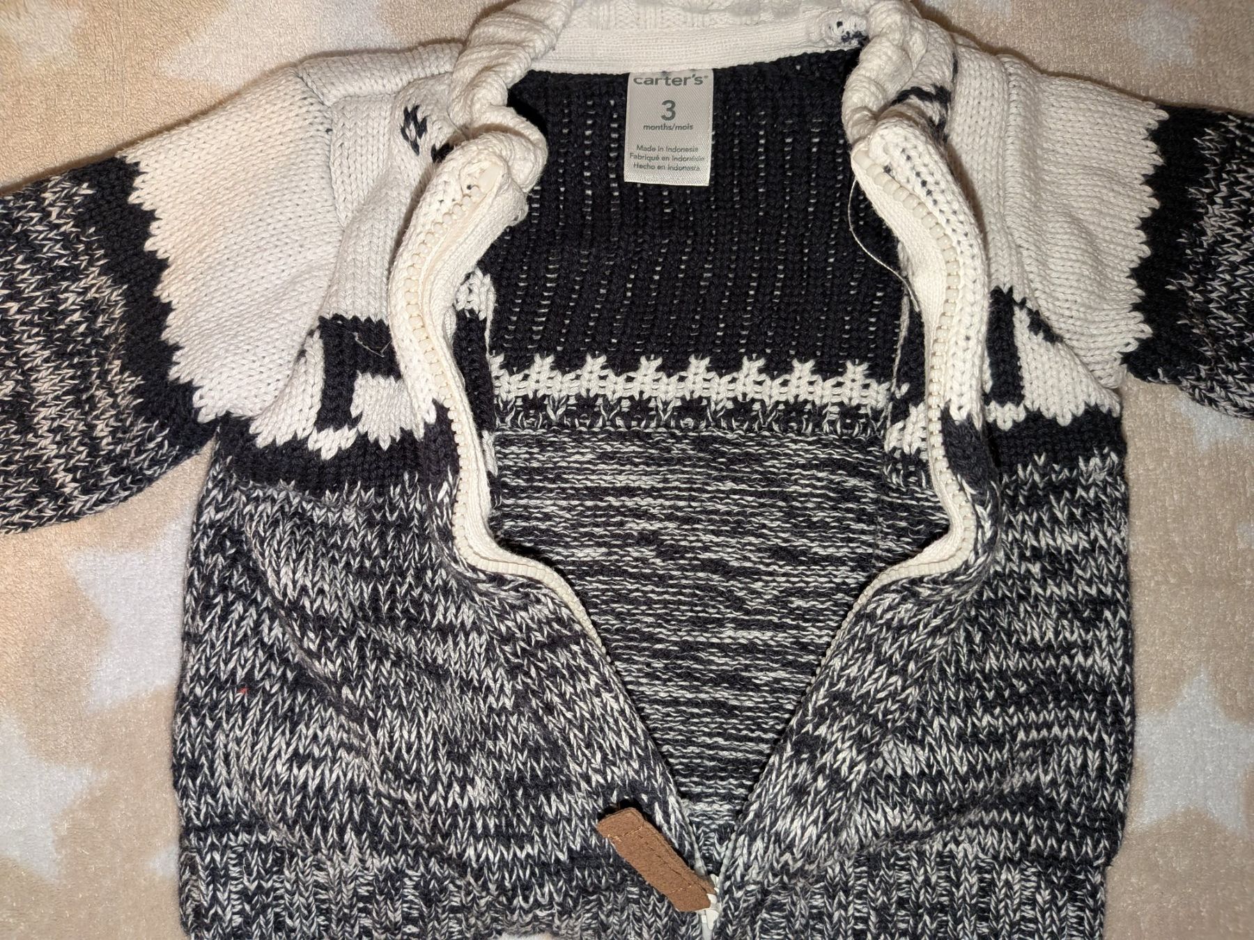 Carter's Pullover & Sweatshirts: Strickjacke Carter's Grösse 3 M – Gebraucht aus Pfaffhausen von ZwergeUndMehr 2