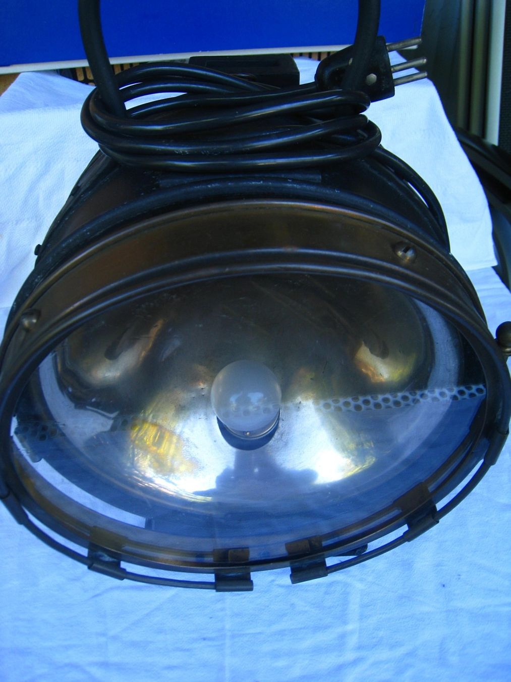 Modellini di ferrovie: SBB E-Lok-Lampe,  230 Volt, Durchmesser 26 Zentimeter – Usato da Buchs ZH venduto da swiss-train