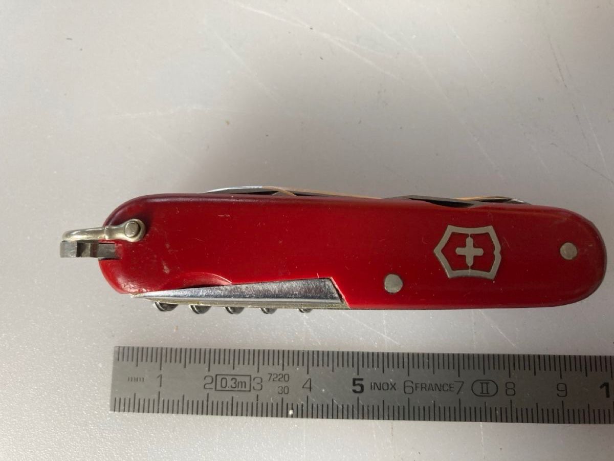 Victorinox Couteaux de poche: Sackmesser – D'occasion à Krauchthal par colligio