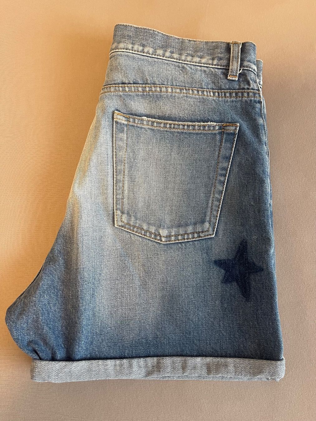Saint Laurent Jeans: Saint Laurent Denim Shorts in Gr. 29 – Usato da Zizers venduto da sarah_1987 2