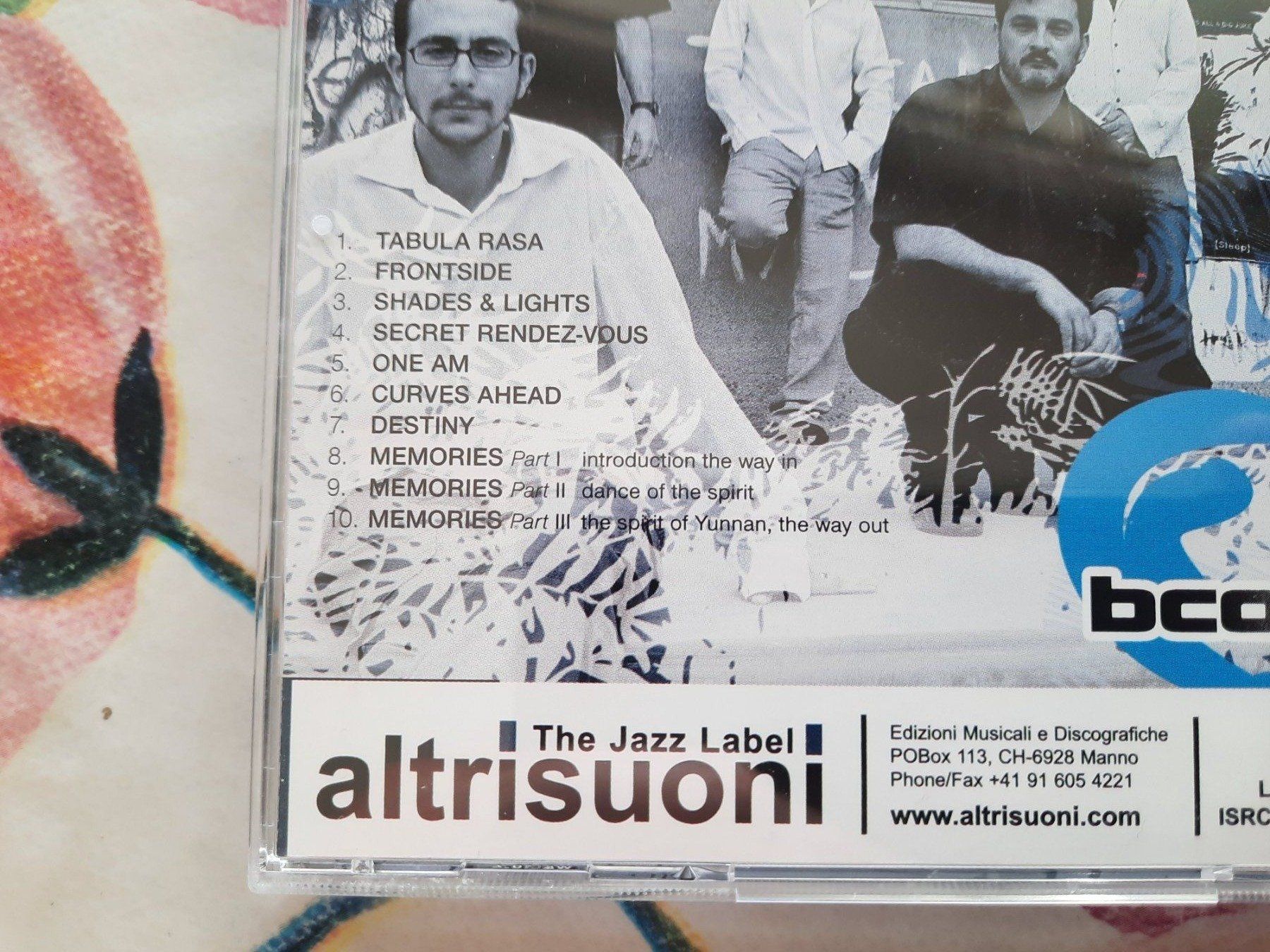 CDs: CD Bconnected - Tabula Rasa – D'occasion à Pully par bro_n52j 2