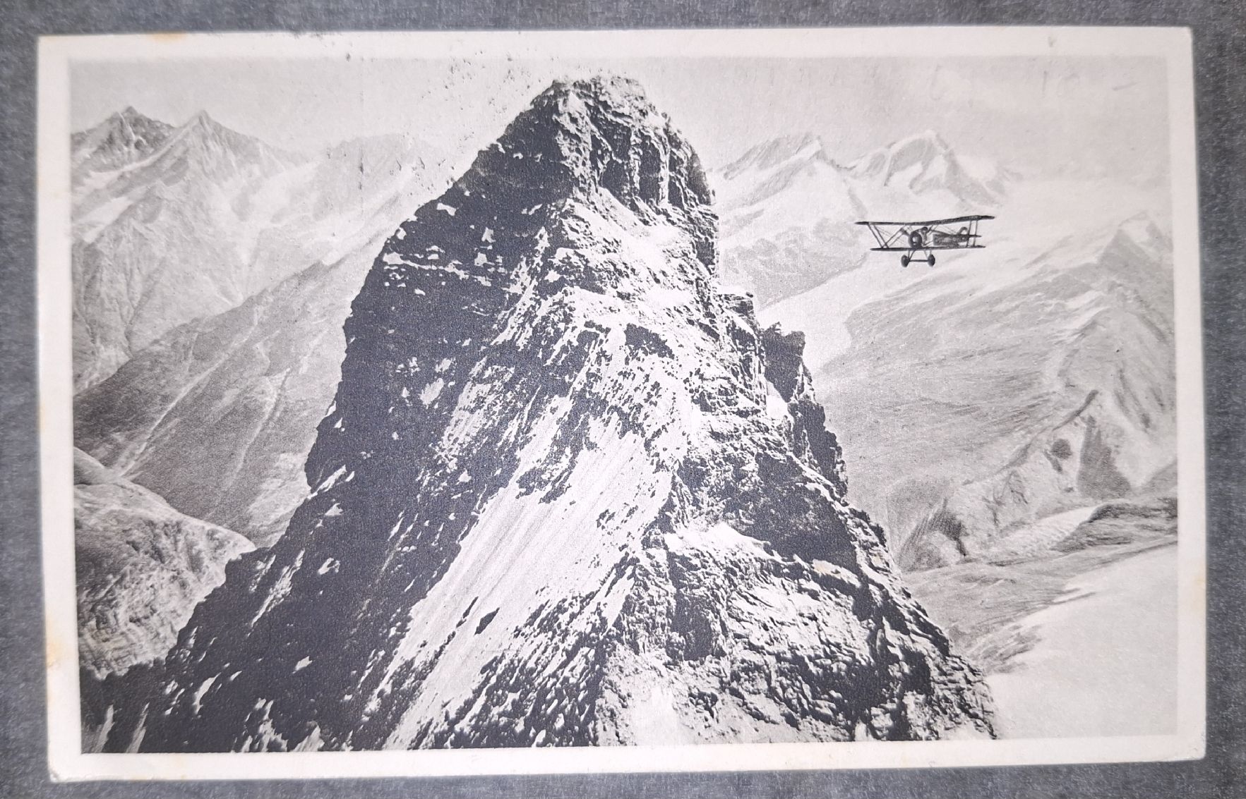 Tutti i francobolli: Flugpostkarte Matterhorn 1927 – Usato da Balgach venduto da SIMEON27