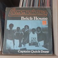 Commodores – Brick House 7" 1977