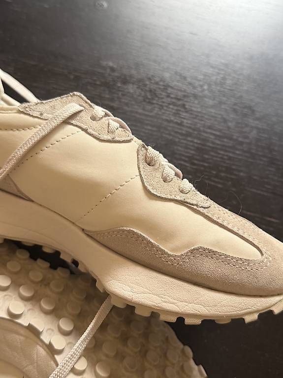 New Balance Damenschuhe: New balance 327 – Neu (gemäss Beschreibung) aus Bern von men_cl8x 3