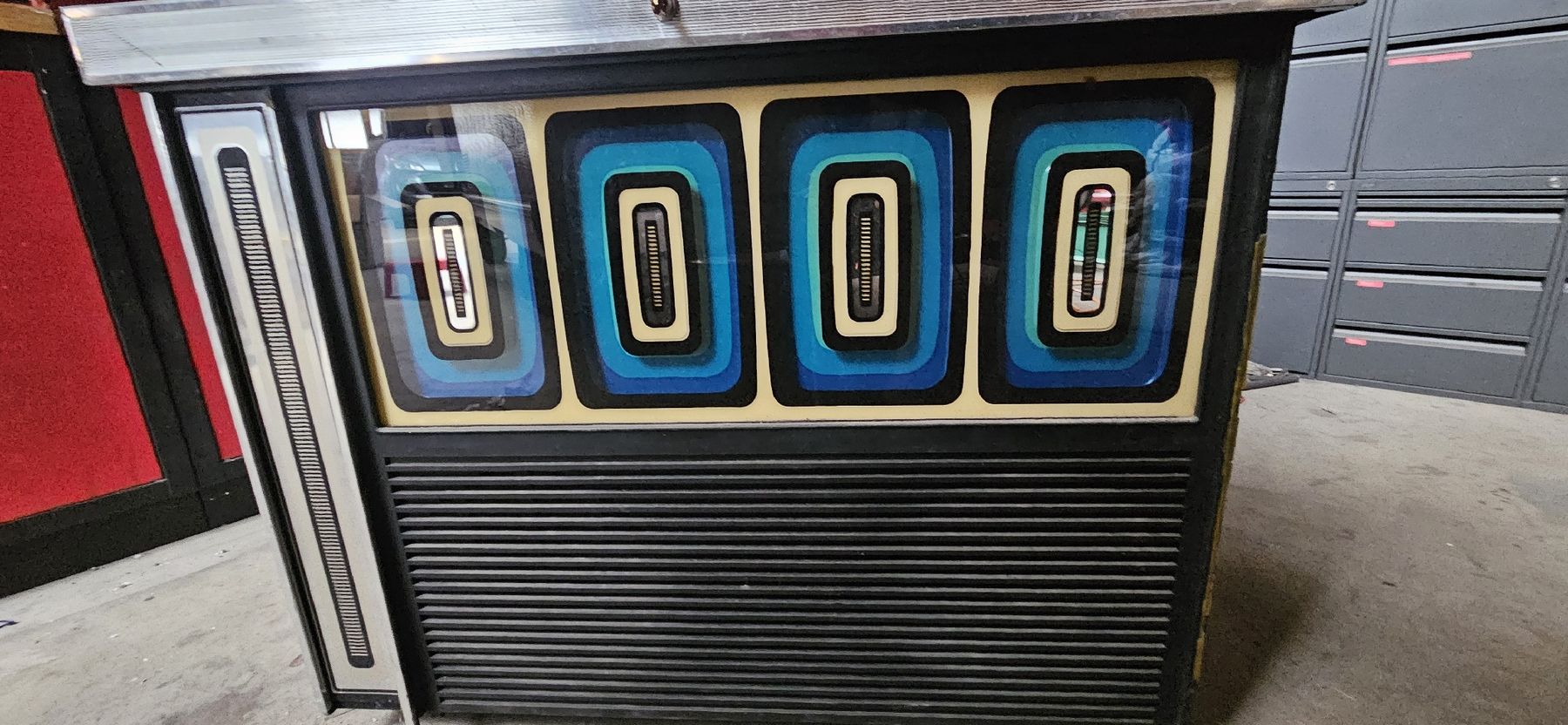 Rock-Ola Jukebox: Juckebox Rock-Ola – Défectueux à Walterswil BE par RAMVAN 2