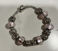 Charm-Armband mit rosa Glas-Charms