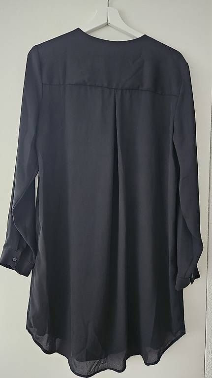 Camicette: Schwarze lange Vila Bluse – Usato da Rothenburg venduto da man_cb7f 1