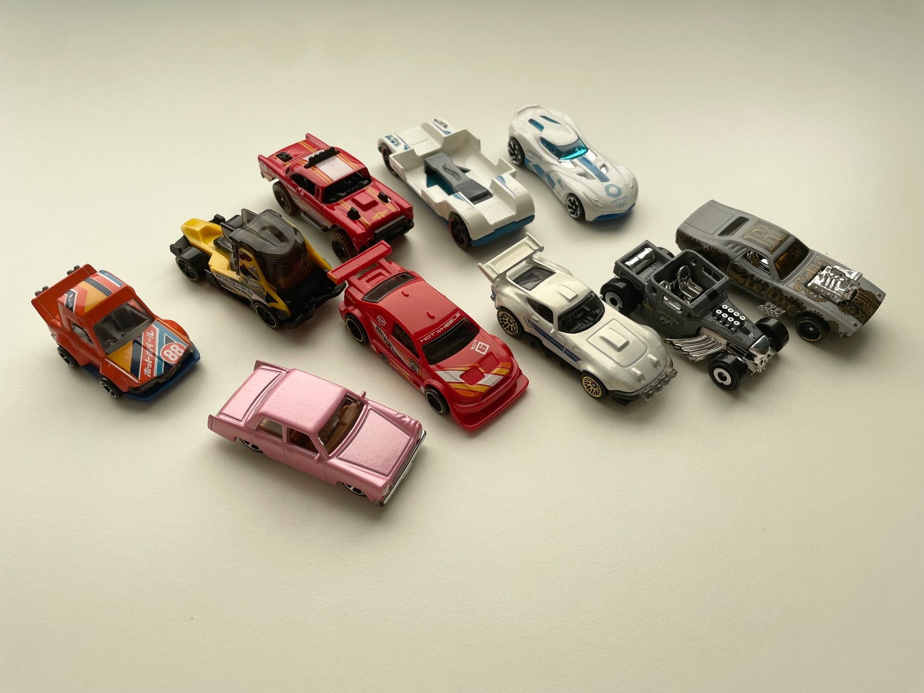 Hot Wheels Modellini d'auto: Hot Wheels Sammlung (52 Modelle) – Nuovo (secondo la descrizione) da Walenstadt venduto da GreenGoblin 8