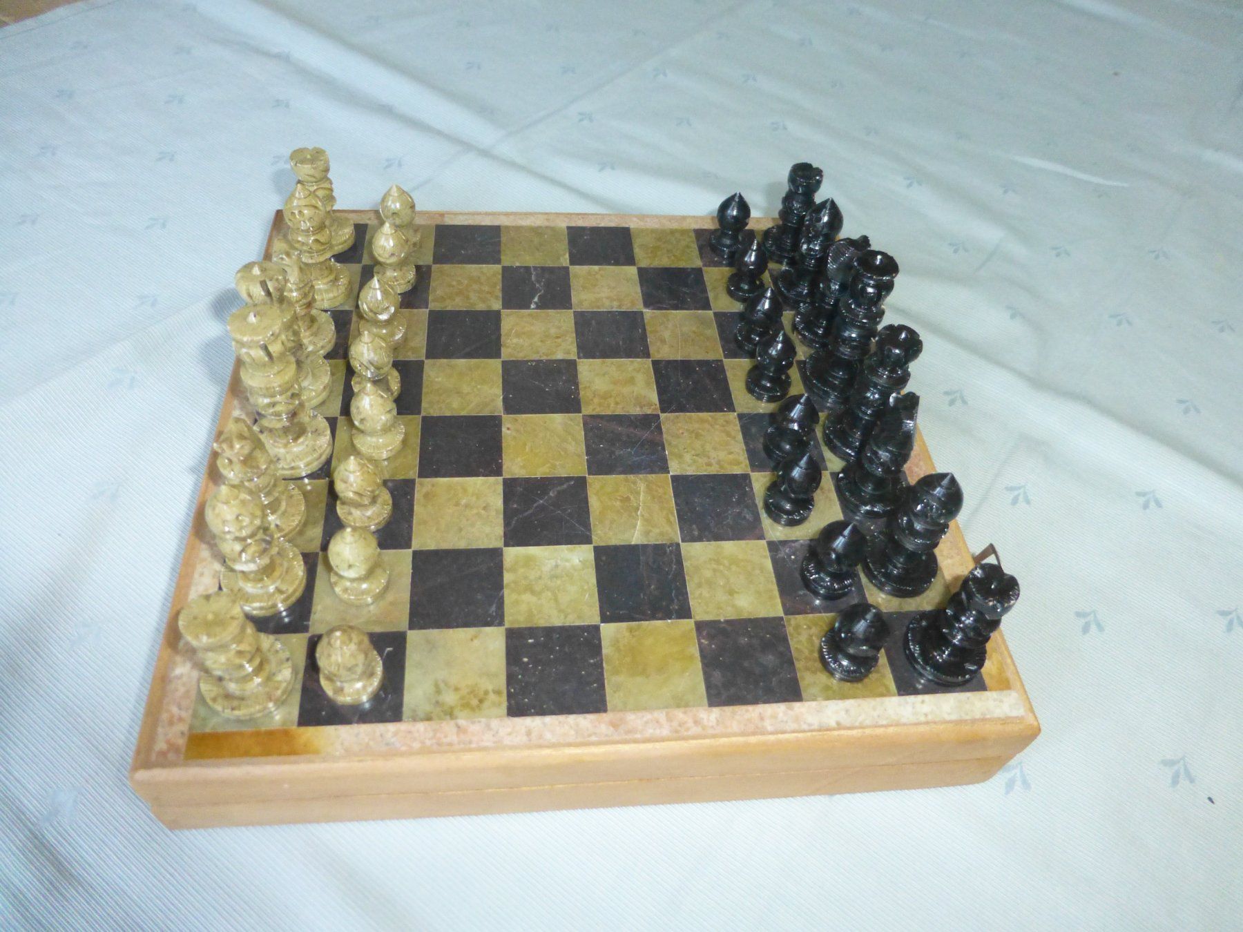 Spiele: Schachset aus Stein / Granit – Gebraucht aus Würenlingen von drago56 2