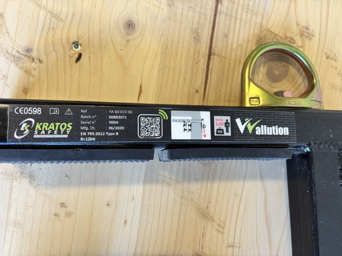 Fixations: Anschlagpunkte Kratos Safety Wallution – D'occasion à Rothrist par BOA 1