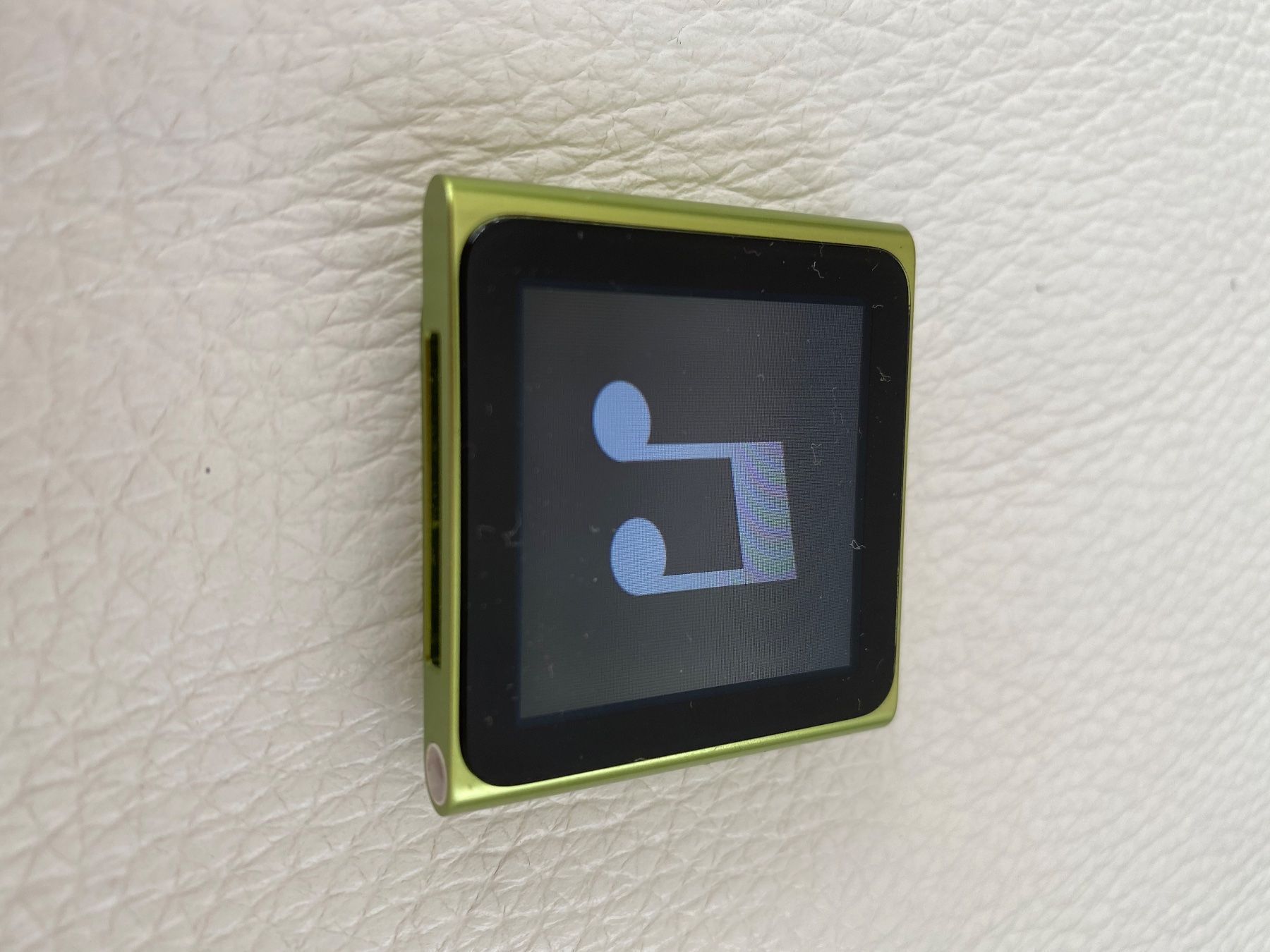 Apple Lettore multimediale portatile: iPod Nano 16 Gigabyte – Usato da Olten venduto da Tombik 4