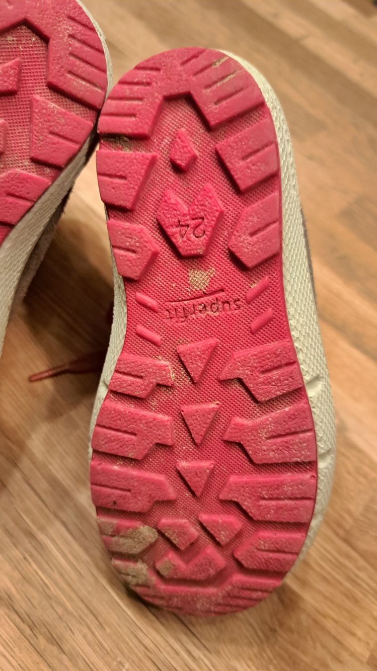 Superfit Schuhe für Jungen: Winterschuhe Superfit, Grösse 24 – Gebraucht aus Langenthal von T.L. 4