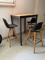 Hochtisch mit 3 Hocker
