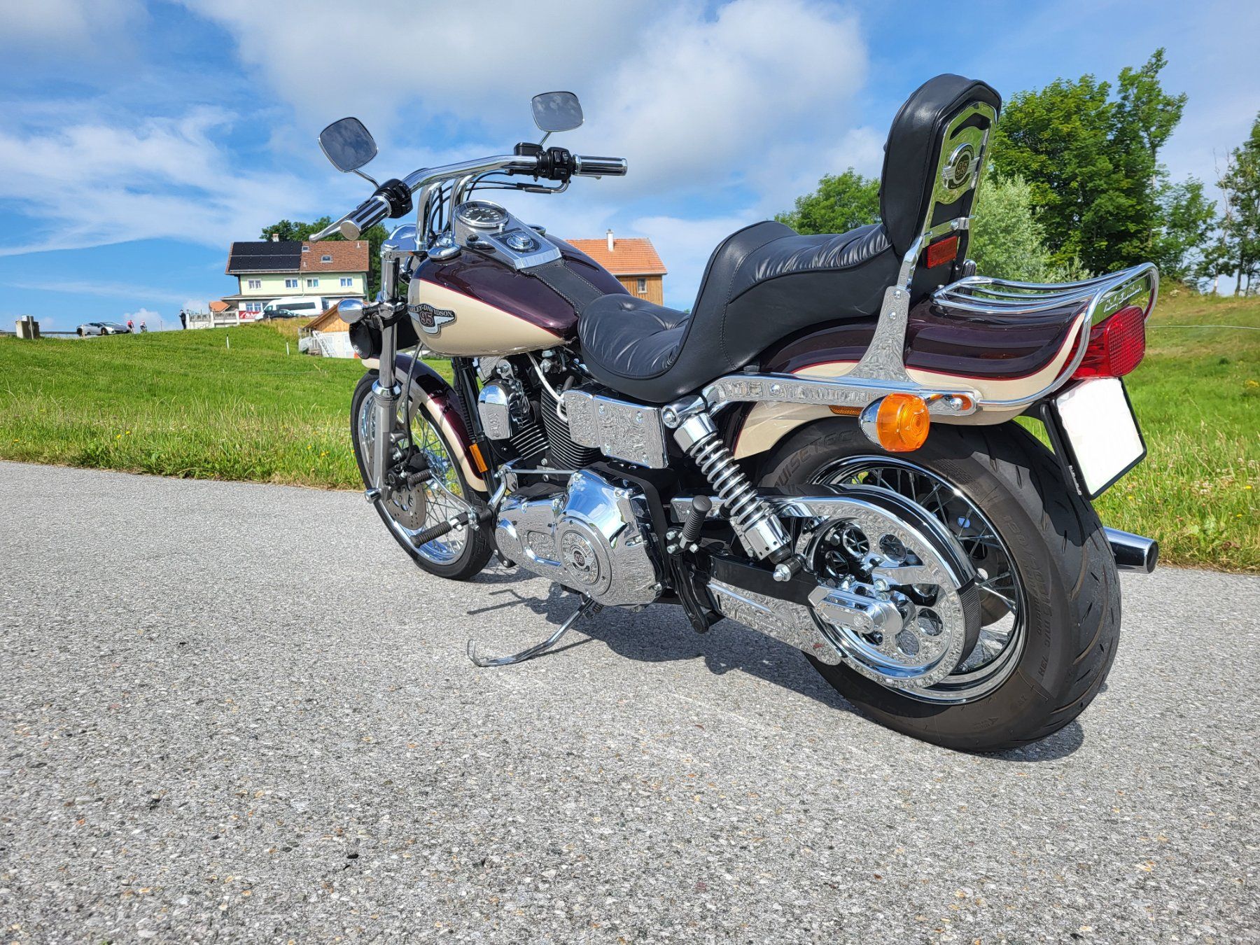 Harley-Davidson Chopper: HARLEY-DAVIDSON FXDWG Dyna Wide Glide 95 TH Anniversary – Gebraucht aus Thal von roeli57 3
