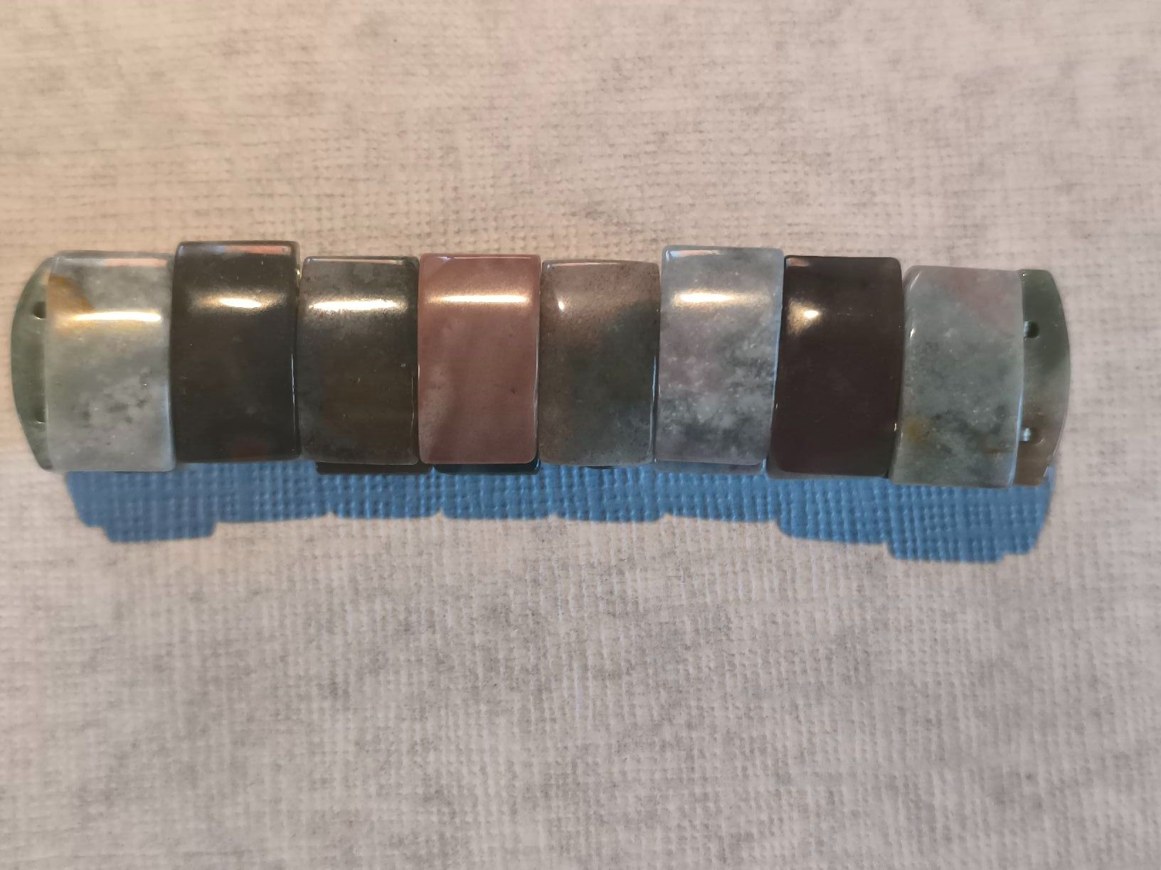 Bracciali & Braccialetti: Schönes elegantes Armband, Naturstein, Vintage, modisch – Usato da Oberwil b. Zug venduto da Gto469