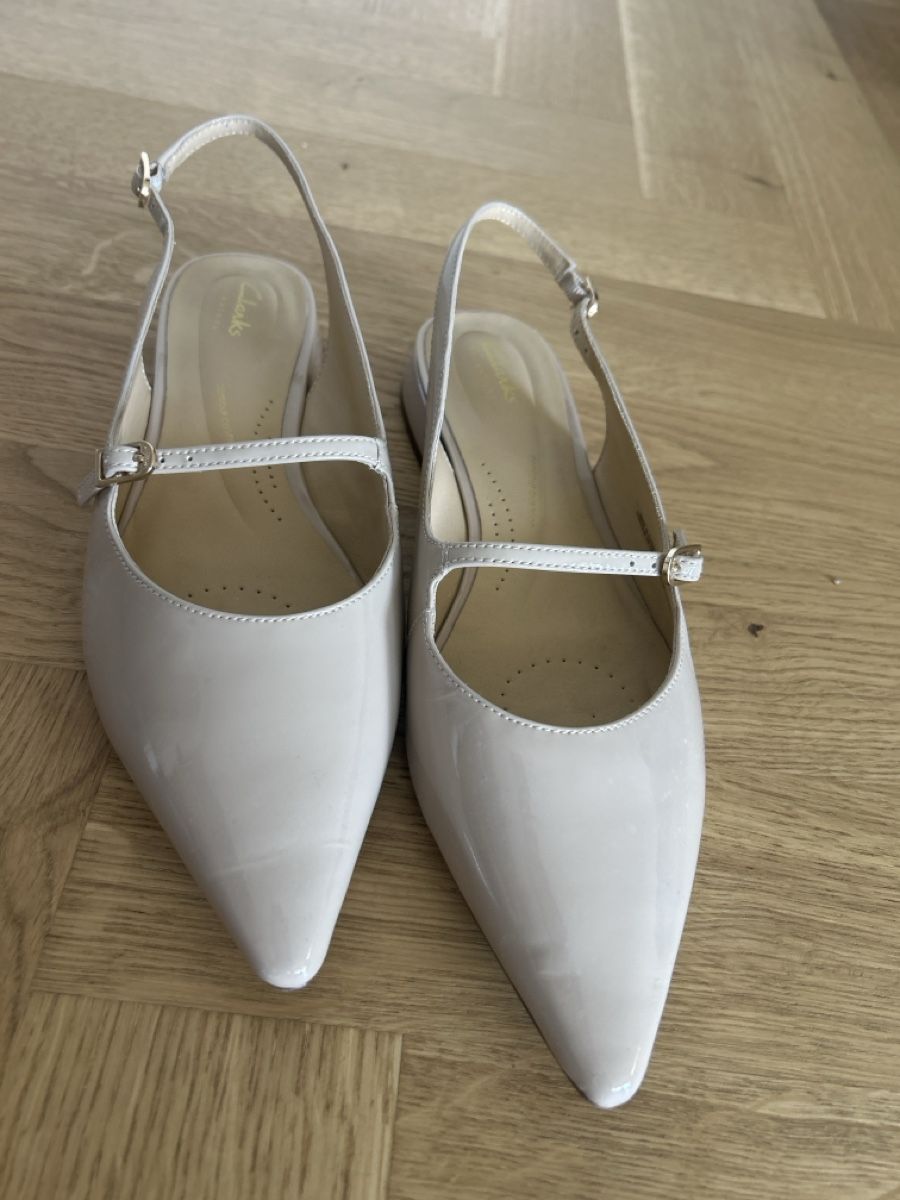 Scarpe da donna: Clarks Slingbacks – Nuovo (secondo la descrizione) da Lenzburg venduto da Quaefiebat 1