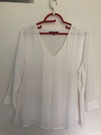 Bluse weiss, neu, GR. 40 von Comma