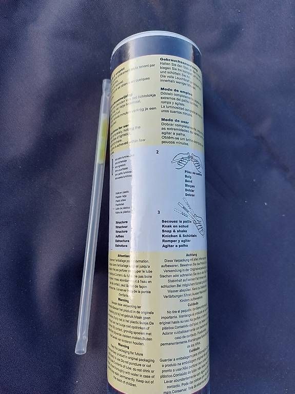 Tutte le decorazioni: Leuchtröhrli – Usato da Ottikon venduto da nag-champa77 3