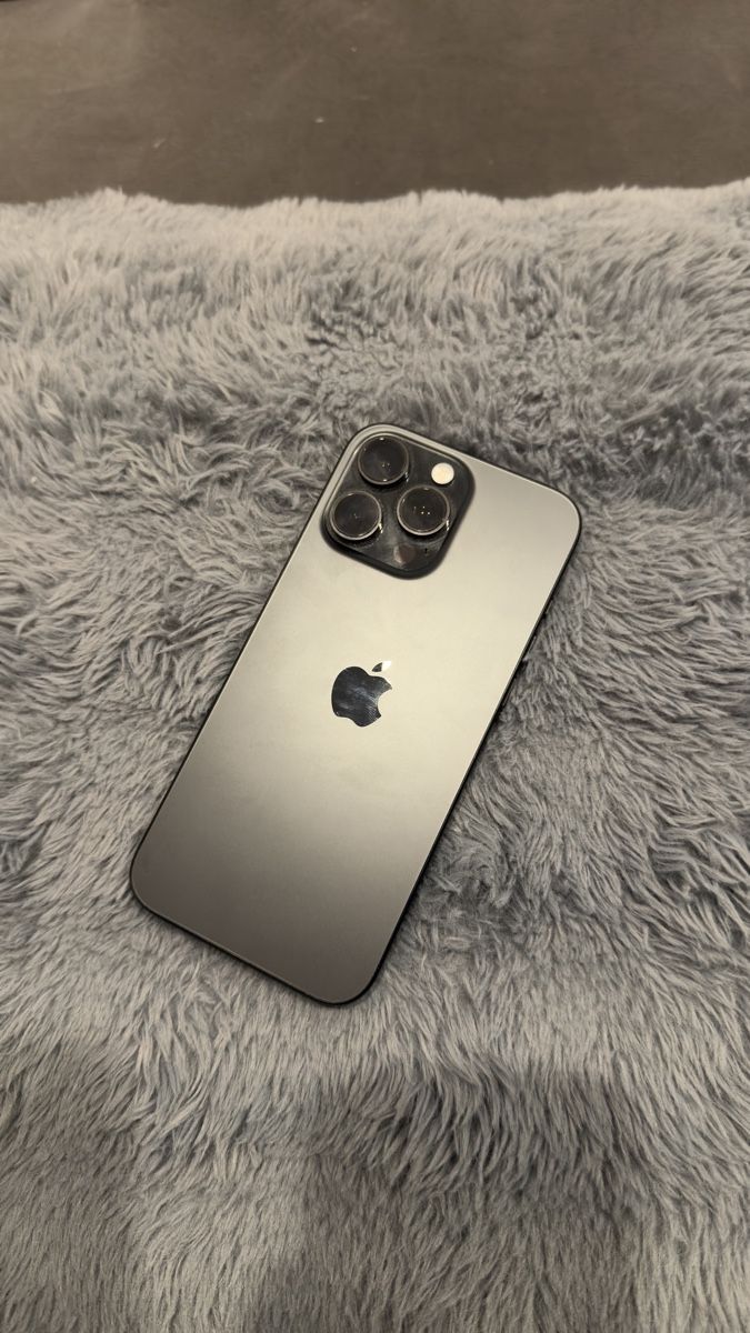 Apple Handys / Smartphones: Apple iPhone 16 Pro Max 256 GB 95% Battery – Neu (gemäss Beschreibung) aus Pontresina von pas_76cr 4