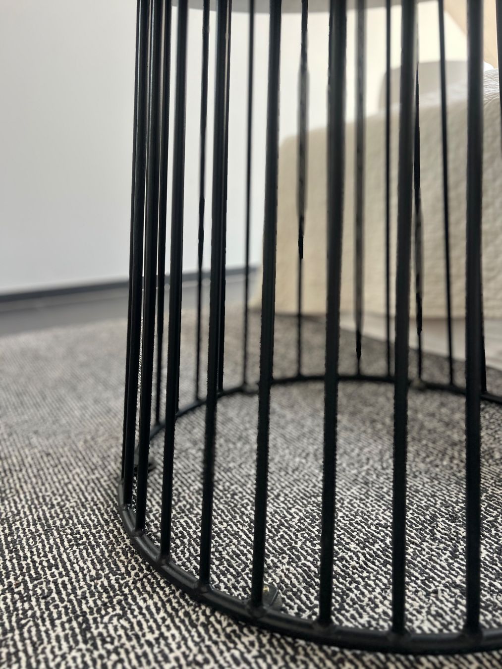 Maisons du monde Tavoli: Runder Tisch mit Metallgestell GranitOptik 120cm – Usato da Lufingen venduto da bombolulu 3