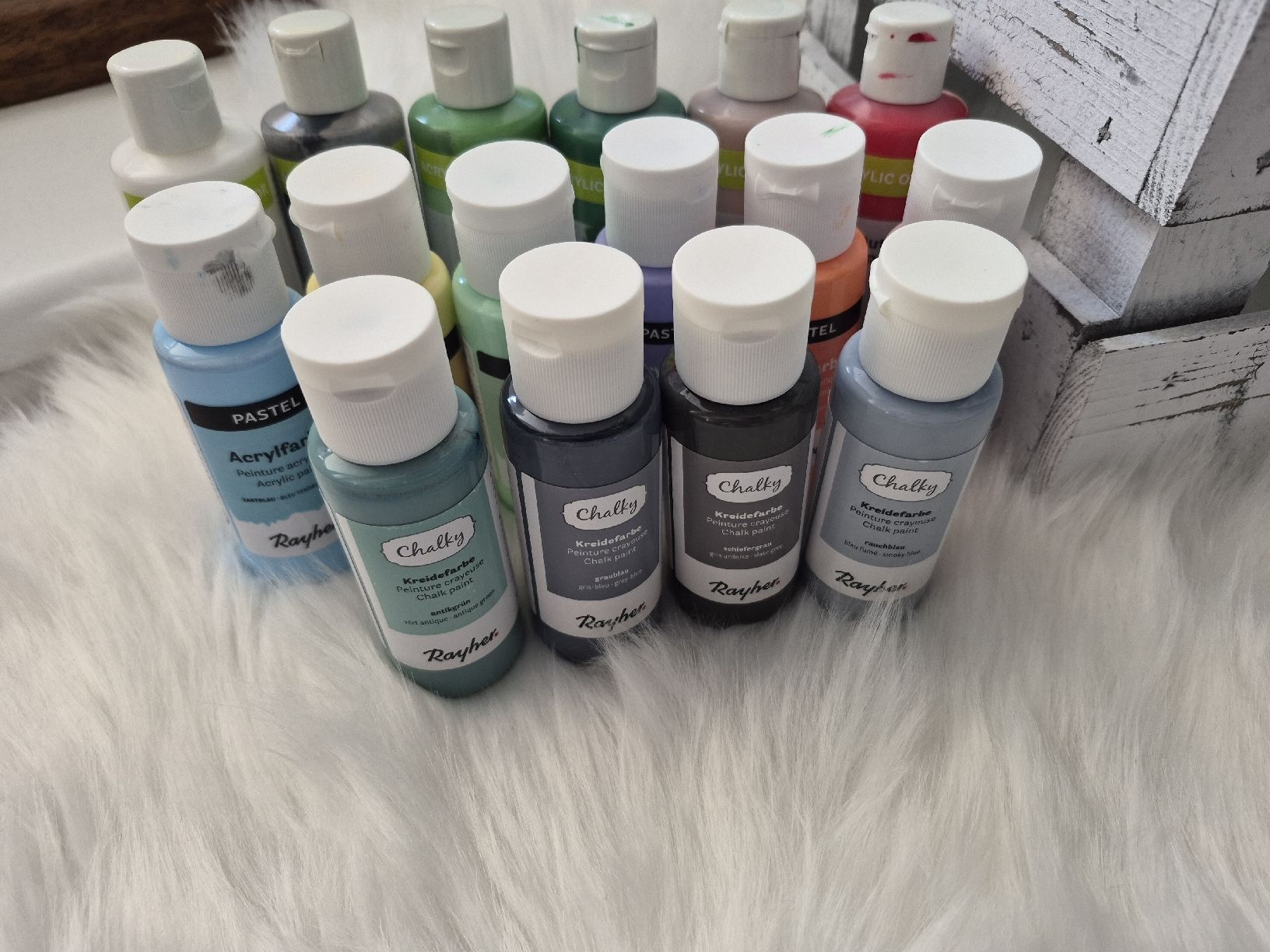 Farben: Acrylfarben, Kreidefarben – Gebraucht aus Altdorf SH von MR2509 3