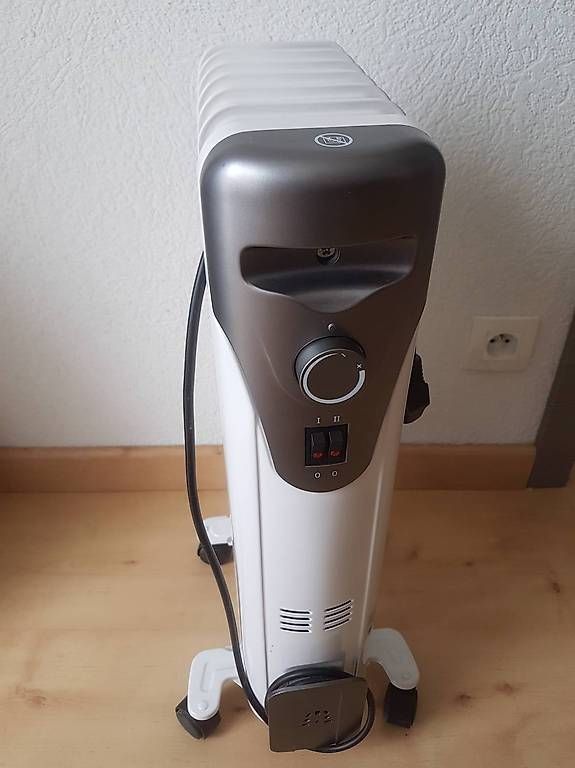 Radiatori: Radiateur électrique 1500W – Usato da Versoix venduto da oliviera71