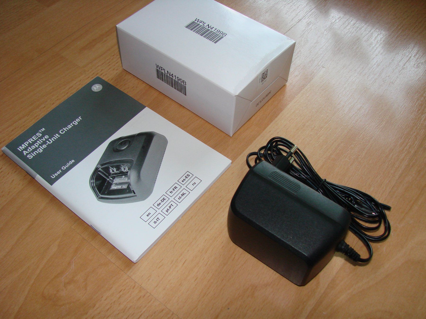 Motorola Funktechnik: Motorola Ladegerät DP3441e GP360 – Gebraucht aus Niederuzwil von Rade 2