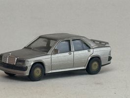 VE1- Herpa Mercedes 190 E silbern
