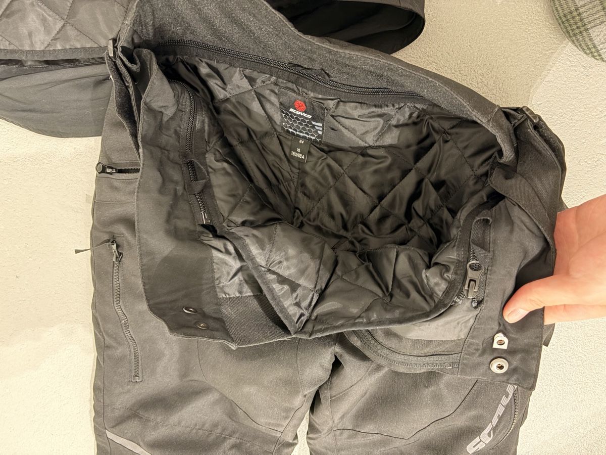 Lotti di vestiti: Scoyco Töff/Motorrad Bekleidung  – Usato da Stein am Rhein venduto da bec_2g8s 1
