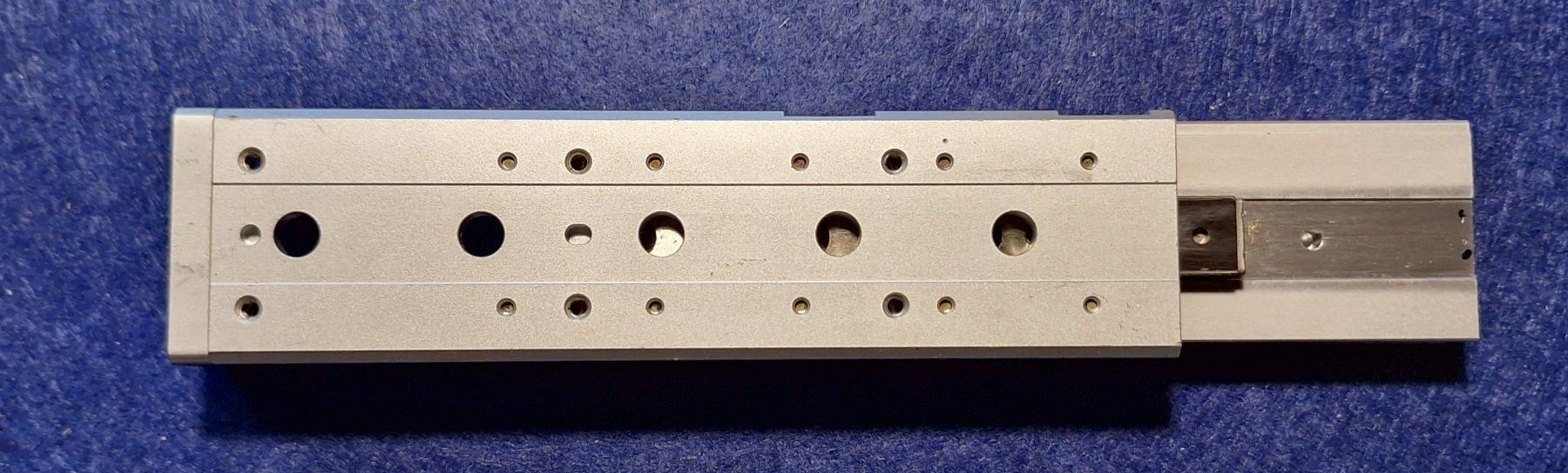 Altri prodotti elettronici: SMC MXS8-75A – Usato da Bussy FR venduto da 023 3