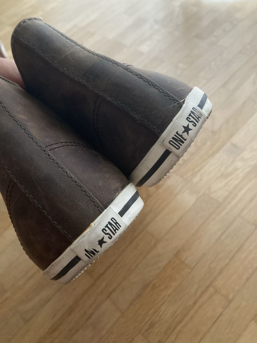 Converse Scarpe da donna: Converse One Star, Wildleder braun, Gr. 36 – Usato da Schlieren venduto da cotopaxi06 1