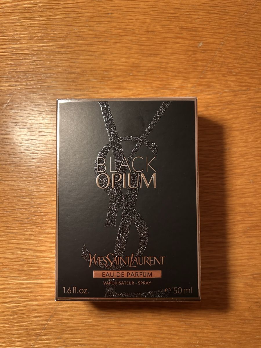 Saint Laurent Profumi & Eau de Toilette: Yves Saint Laurent Eau de Parfum Black Opium – Usato da Winterthur venduto da ame_k6hm