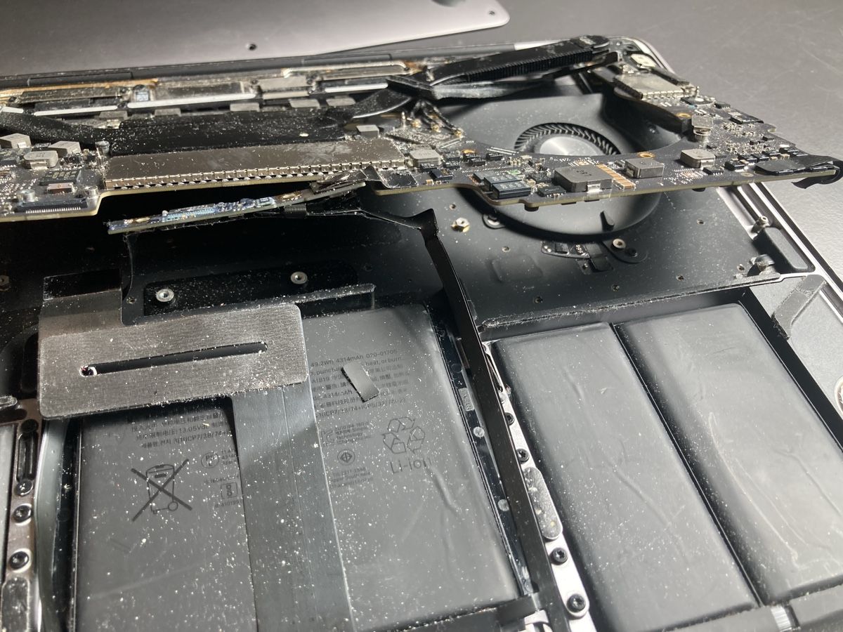 Apple Portables: Apple MacBook Pro 13 Zoll DEFEKT – Défectueux à Flawil par rcnkr 7