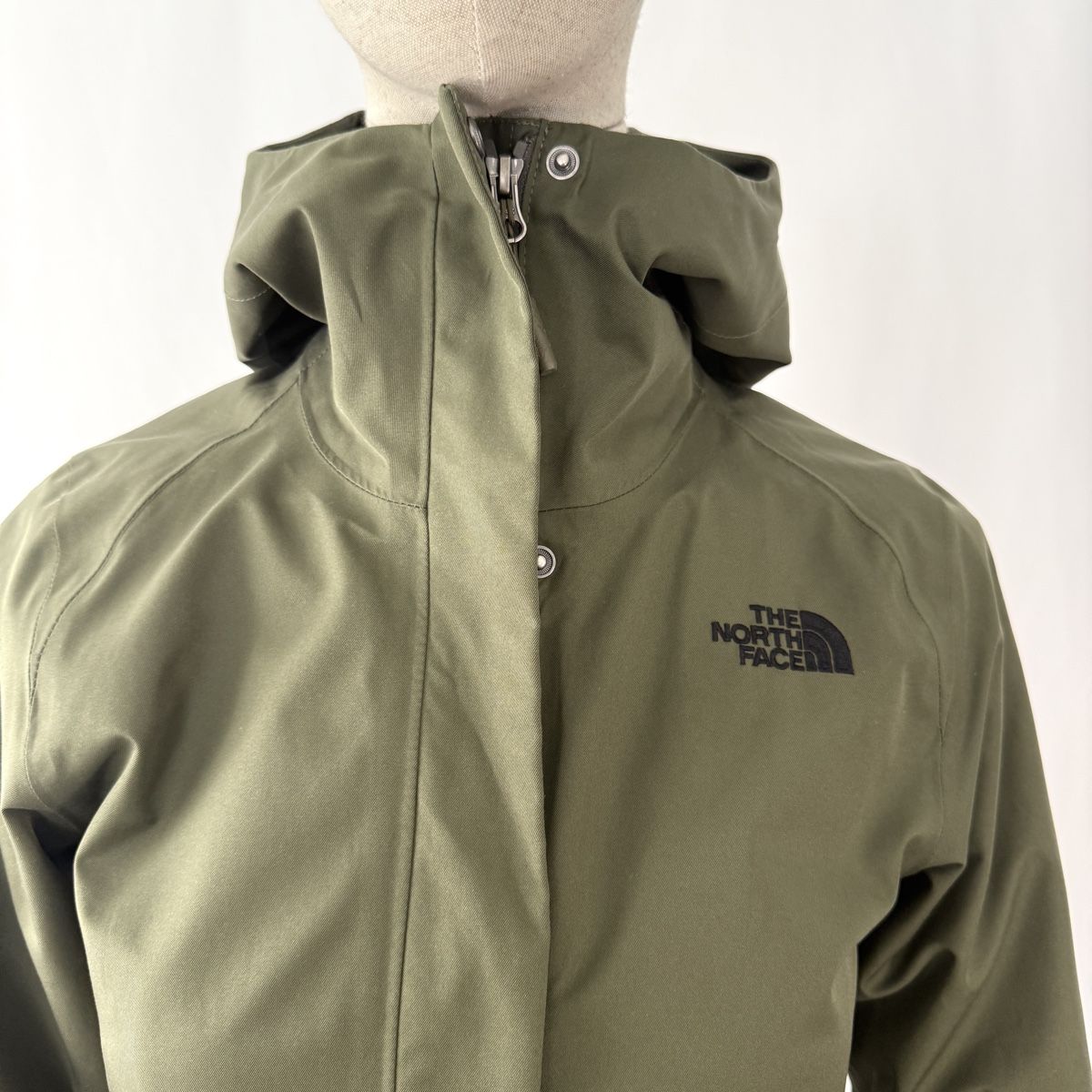 North Face Giacche: THE NORTH FACE Gore-Tex Jacket – Nuovo (secondo la descrizione) da Emmen venduto da Nightingale_2022 3
