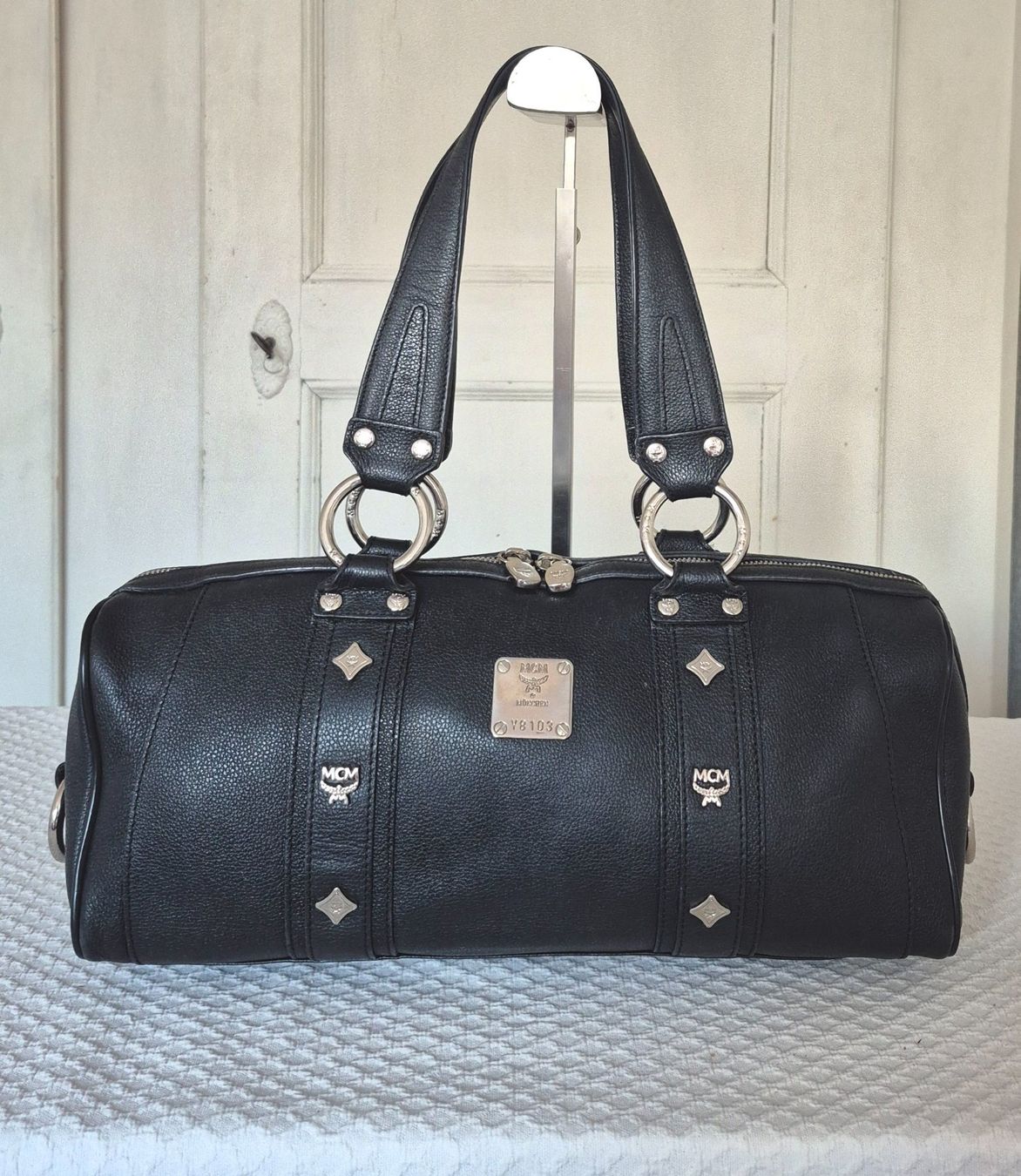 Mcm Sacs femmes: MCM Papillon-Bag, aus Leder – D'occasion à Dottikon par Pega7