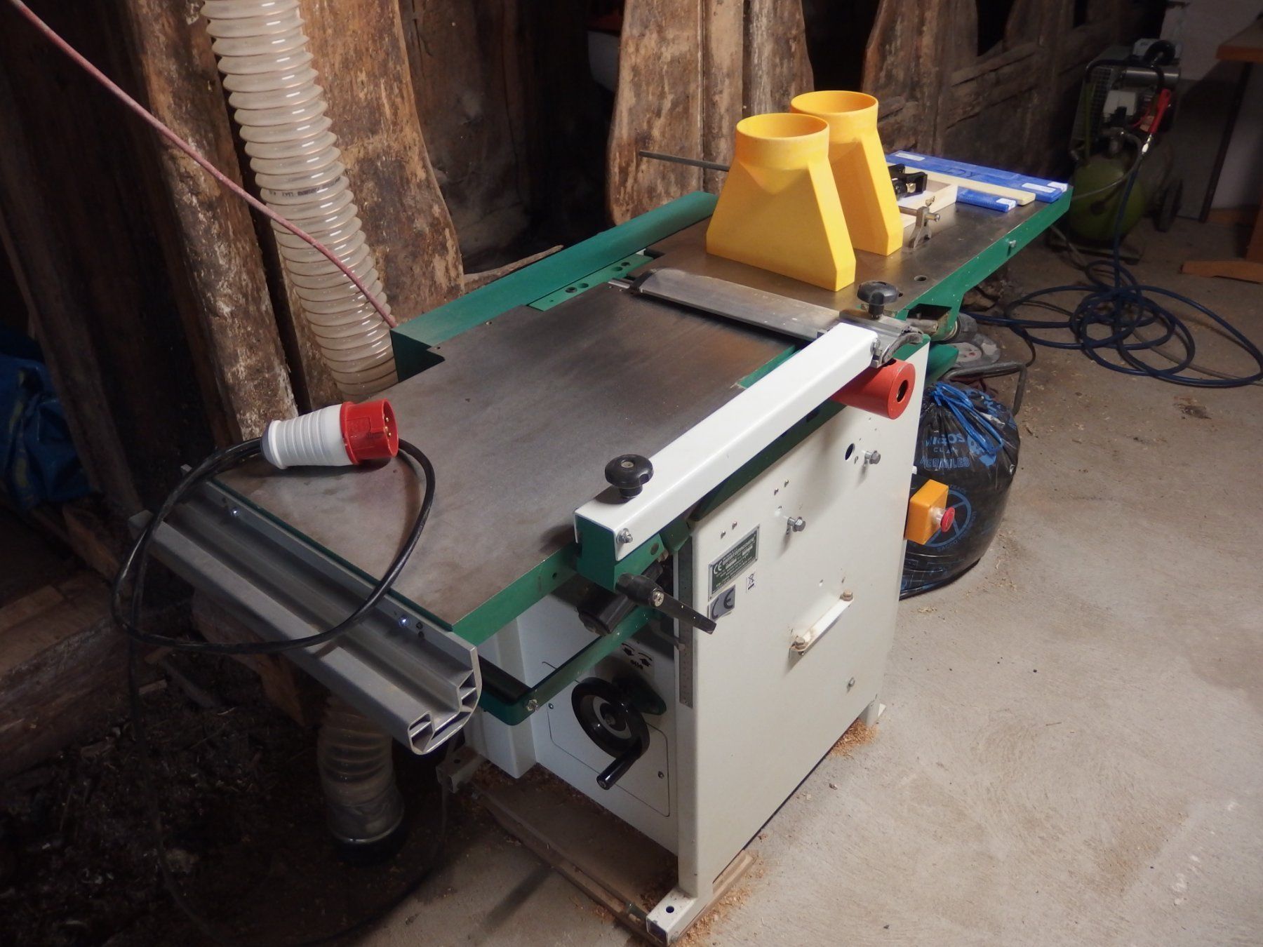 Tutte le macchine: 2 Machines a bois combinée 5 opérations – Usato da Le Locle venduto da yan_nvf9 5