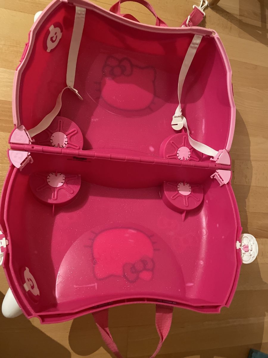 Trunki Reisekoffer: Hello Kitty Trunki Kinderkoffer Rollkoffer – Gebraucht aus Zürich von NutzD 2