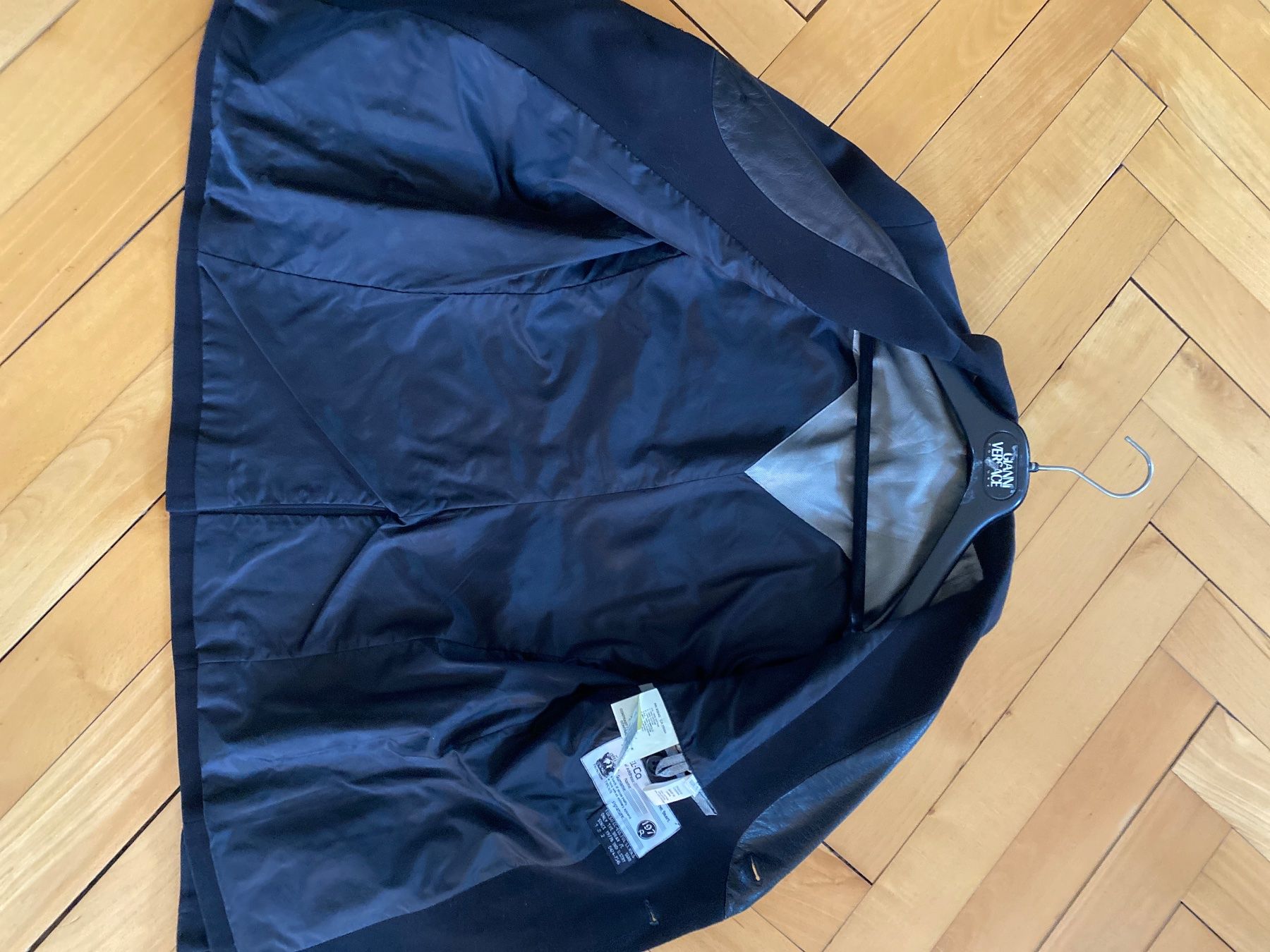 Diesel Jacken: Diesel blazer black size S man – Gebraucht aus Küssnacht am Rigi von CALIFRASQUI 4