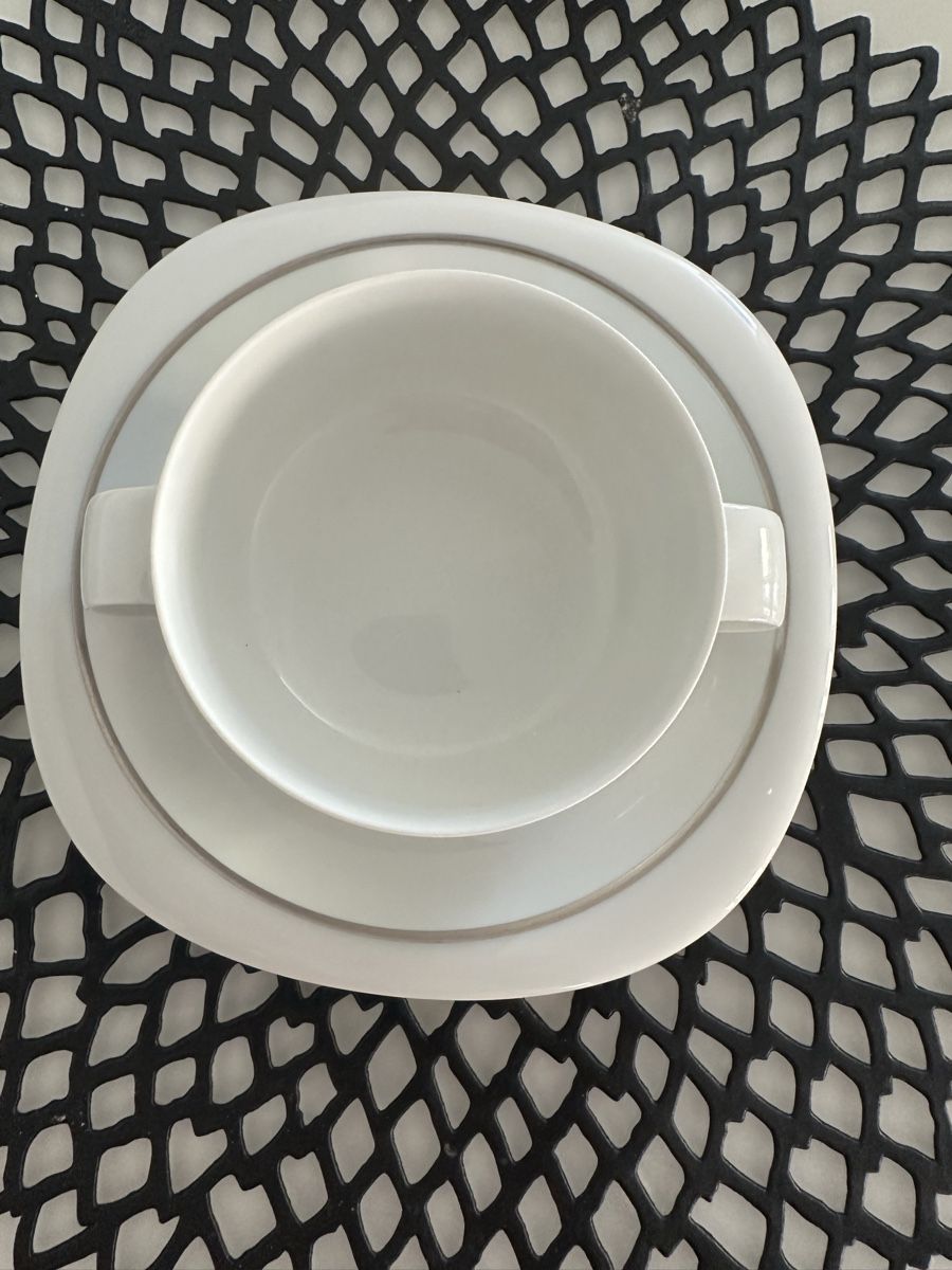 Assiettes: Rosenthal Platin Design : Suomi  – D'occasion à Boppelsen par Raffeli